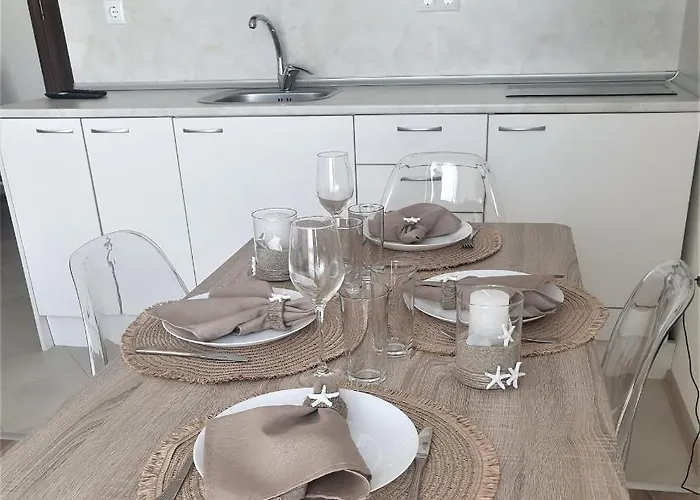 Elisa アパート *